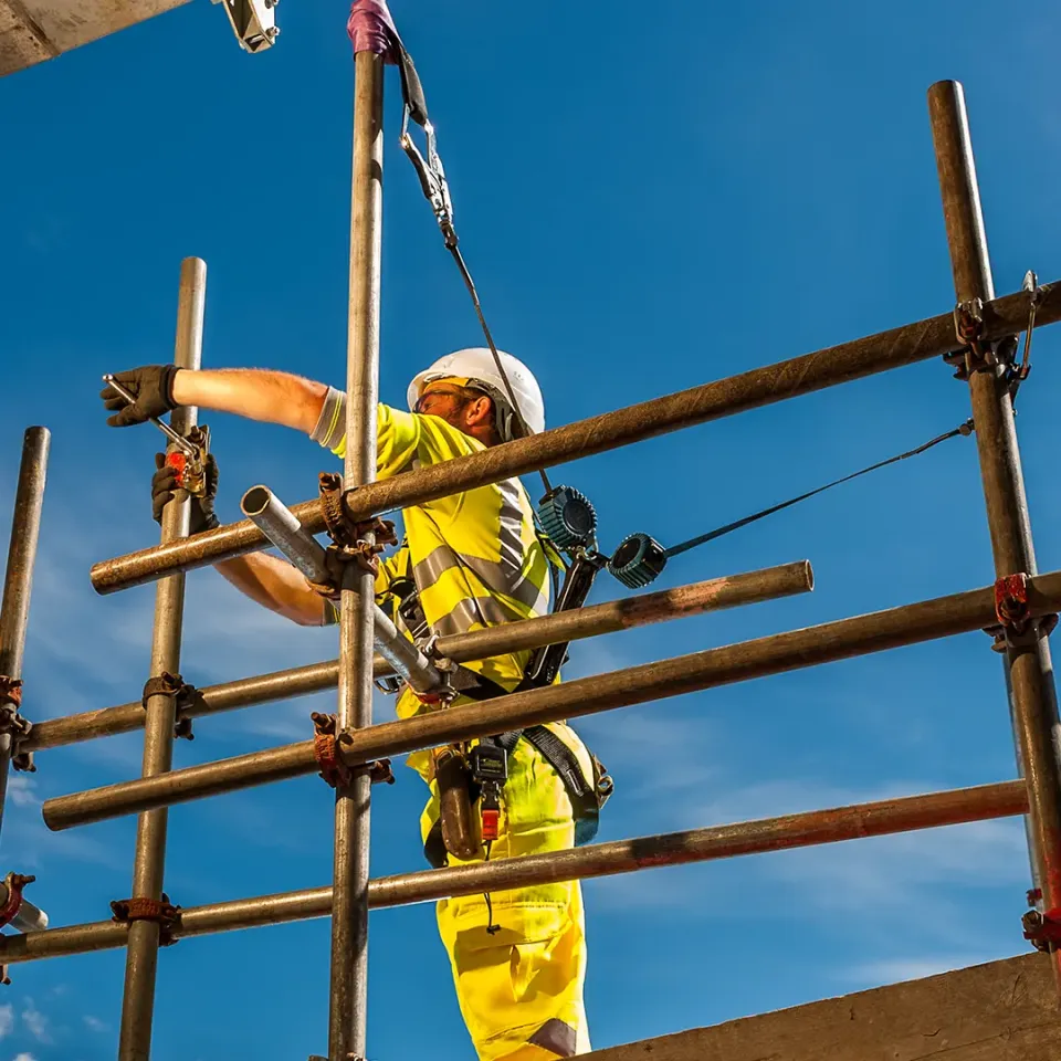 Self Retracting Lifeline for height work 