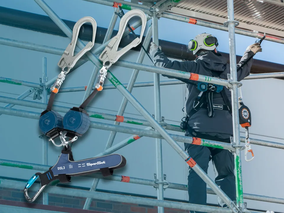 Most effective lanyard, Fall arrest in less than 2 metres!