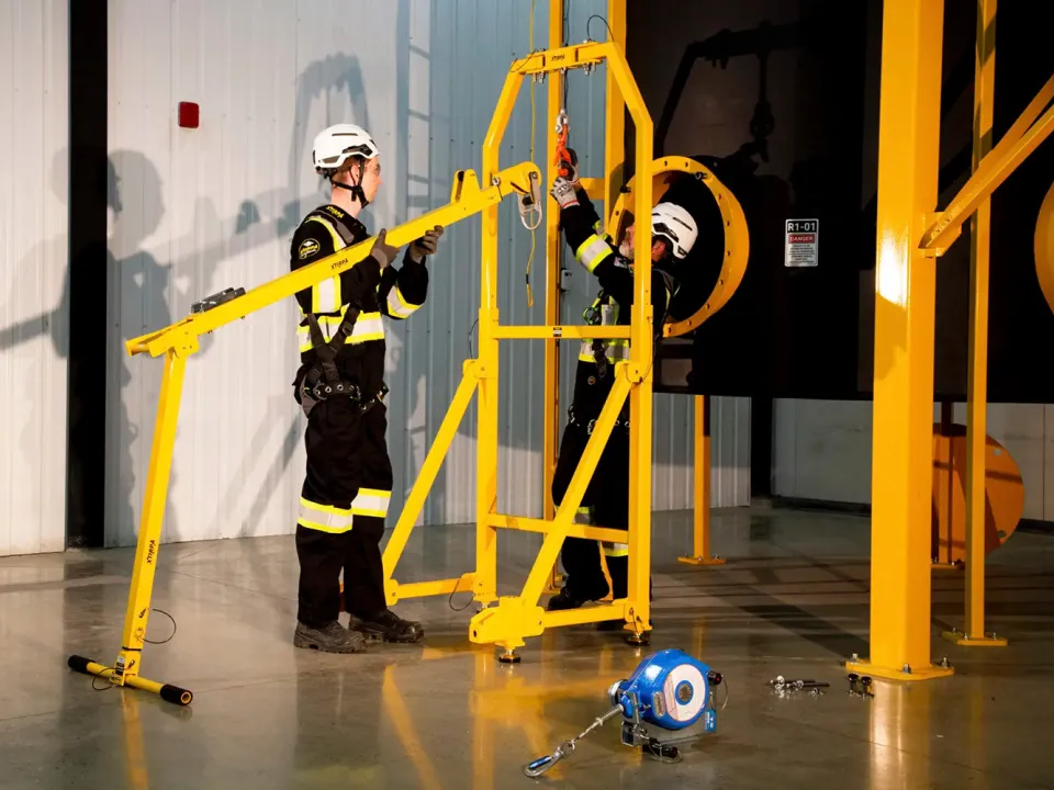 Horizontal Side-entry Confined-space