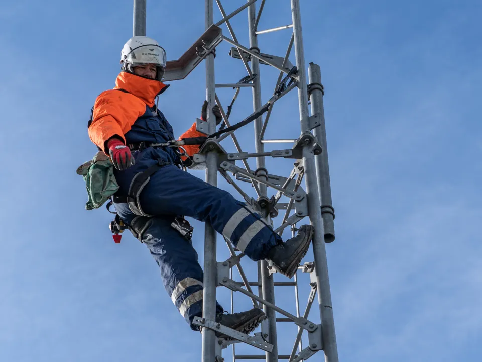 Industrial Climbing and Rooftop Safety Courses