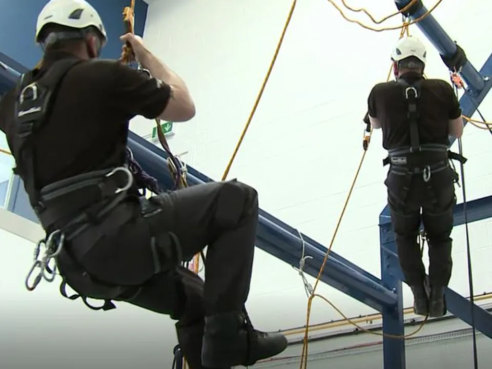 Police - SARA Search and Rope Access