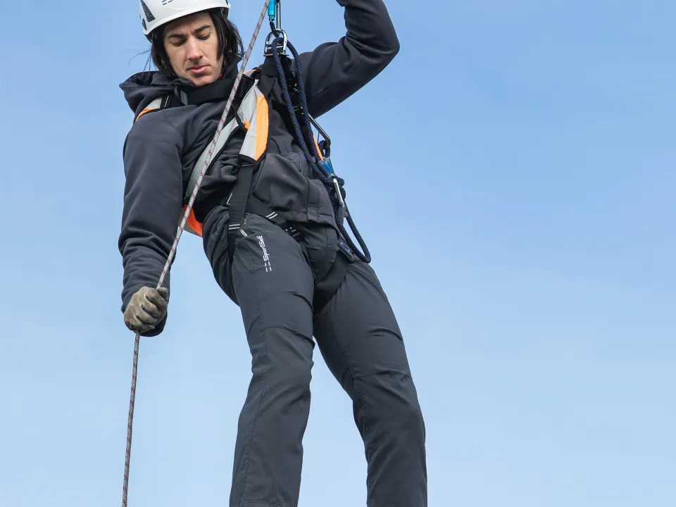 Evacuation from Height Training